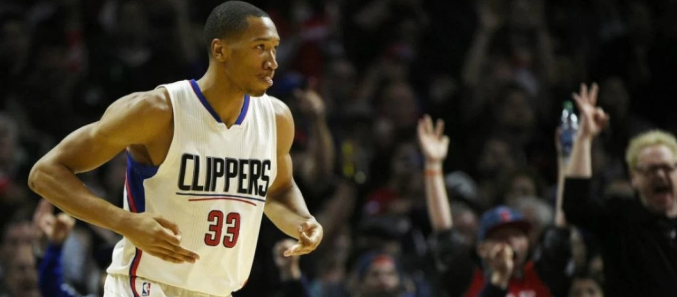 Ο πρώην συμπαίκτης του Ουέσλι Τζόνσον αποχαιρετά τον Κόμπι Μπράιαντ (φωτο)